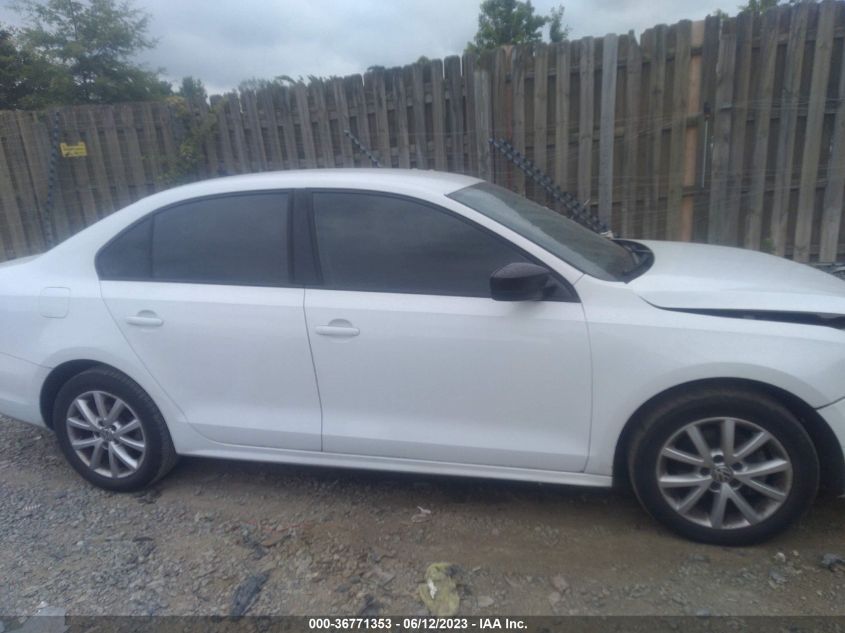 2015 VOLKSWAGEN JETTA SEDAN 1.8T SE - 3VWD17AJ4FM350118