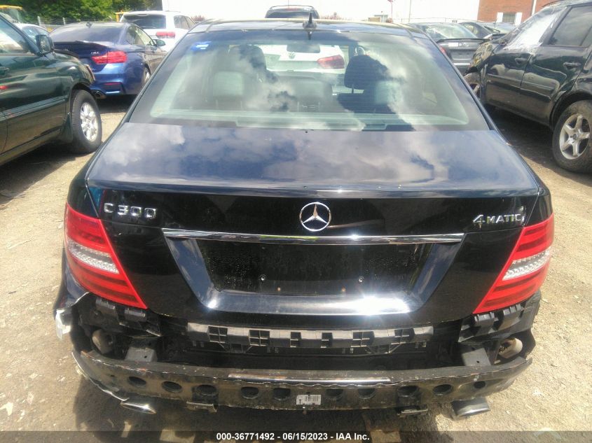 2014 MERCEDES-BENZ C-CLASS C 300 - WDDGF8AB7EG230912
