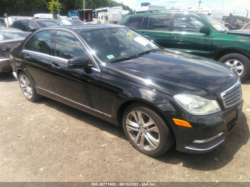 2014 MERCEDES-BENZ C-CLASS C 300 - WDDGF8AB7EG230912