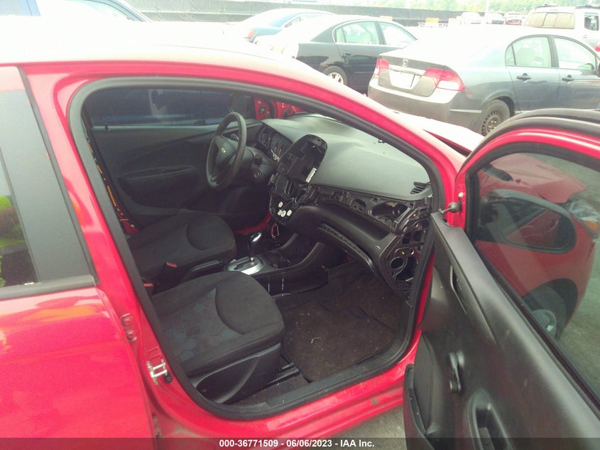 VIN KL8CB6SA3HC771068 2017 CHEVROLET SPARK LS