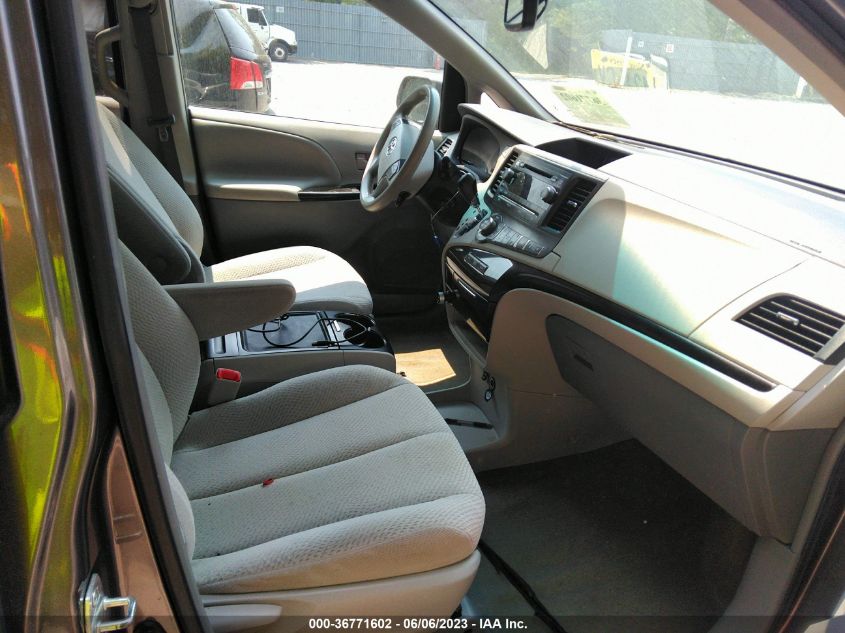 2013 TOYOTA SIENNA LE - 5TDKK3DC9DS396618