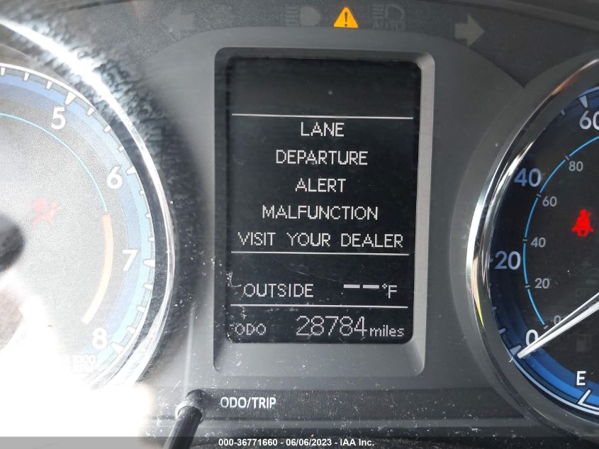 2018 TOYOTA COROLLA L/LE/XLE/SE/XSE - 5YFBURHE2JP844341