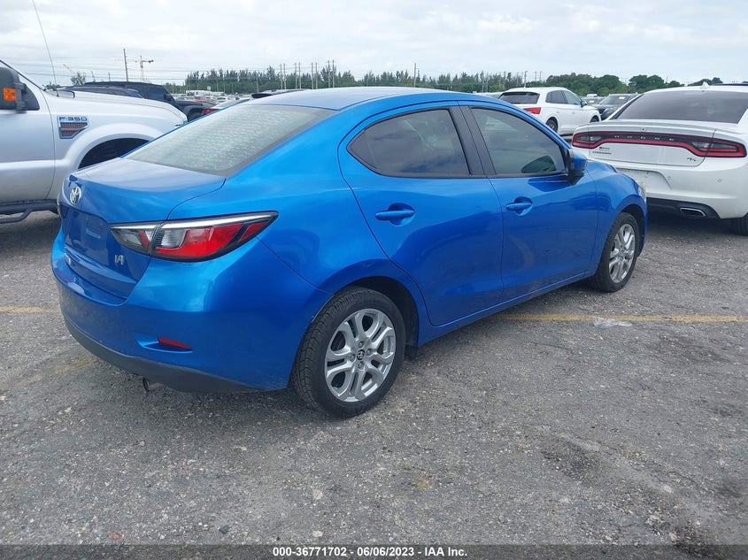 VIN 3MYDLBYV9JY309530 2018 TOYOTA YARIS IA