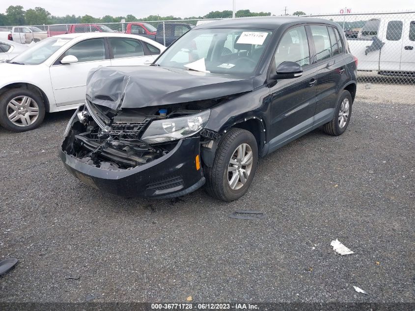 2013 VOLKSWAGEN TIGUAN S - WVGAV3AX7DW079037