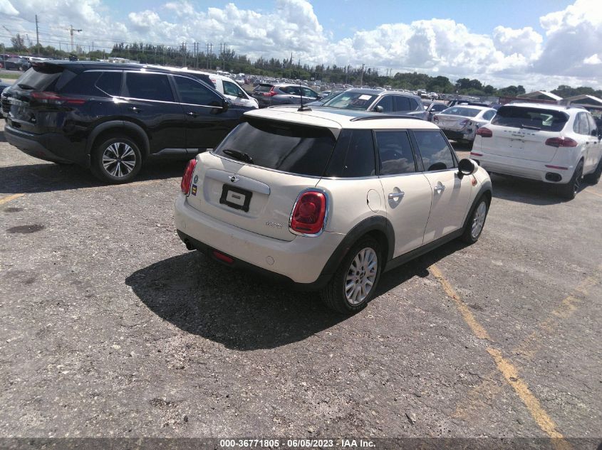 2015 MINI COOPER HARDTOP 4 DOOR WMWXS5C51FT831556