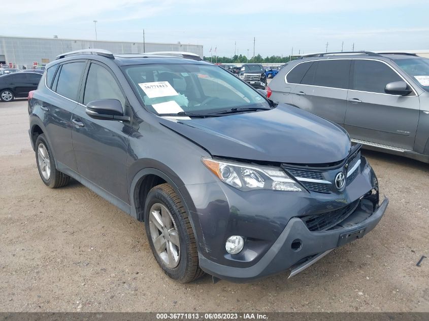 2015 TOYOTA RAV4 XLE - JTMWFREV7FD051255