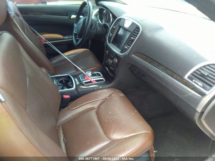 2019 CHRYSLER 300 LIMITED - 2C3CCAEG8KH528002