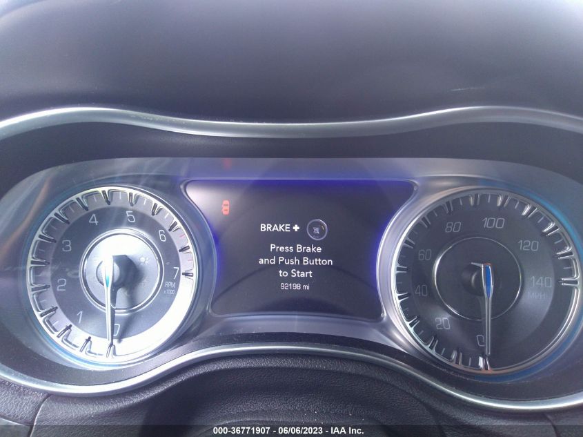 2019 CHRYSLER 300 LIMITED - 2C3CCAEG8KH528002