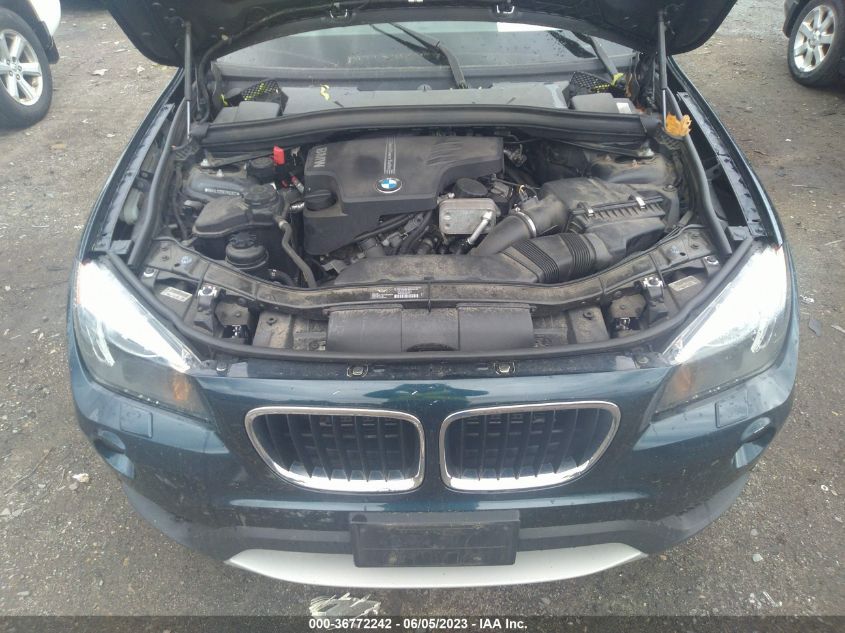 2014 BMW X1 XDRIVE28I - WBAVL1C55EVR92802