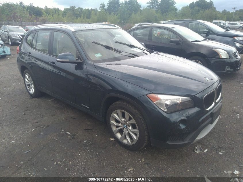 2014 BMW X1 XDRIVE28I - WBAVL1C55EVR92802