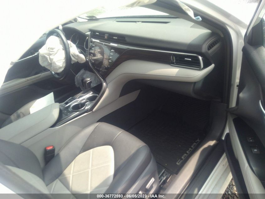 2019 TOYOTA CAMRY XLE - 4T1B11HK3KU821103
