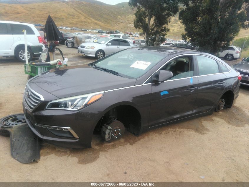 2015 HYUNDAI SONATA 2.4L SE - 5NPE24AF3FH166986