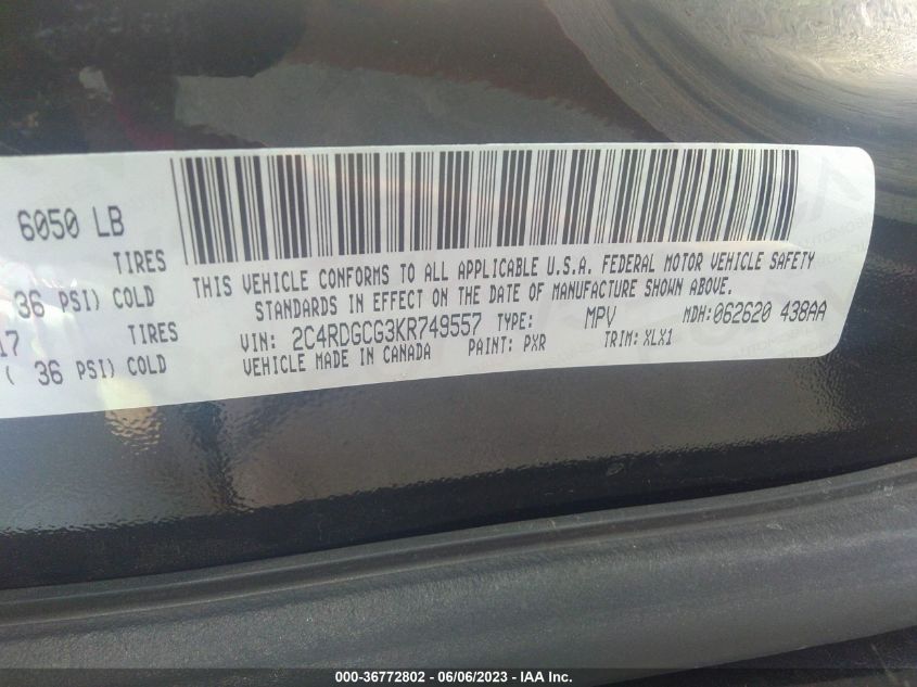 2019 DODGE GRAND CARAVAN SXT - 2C4RDGCG3KR749557