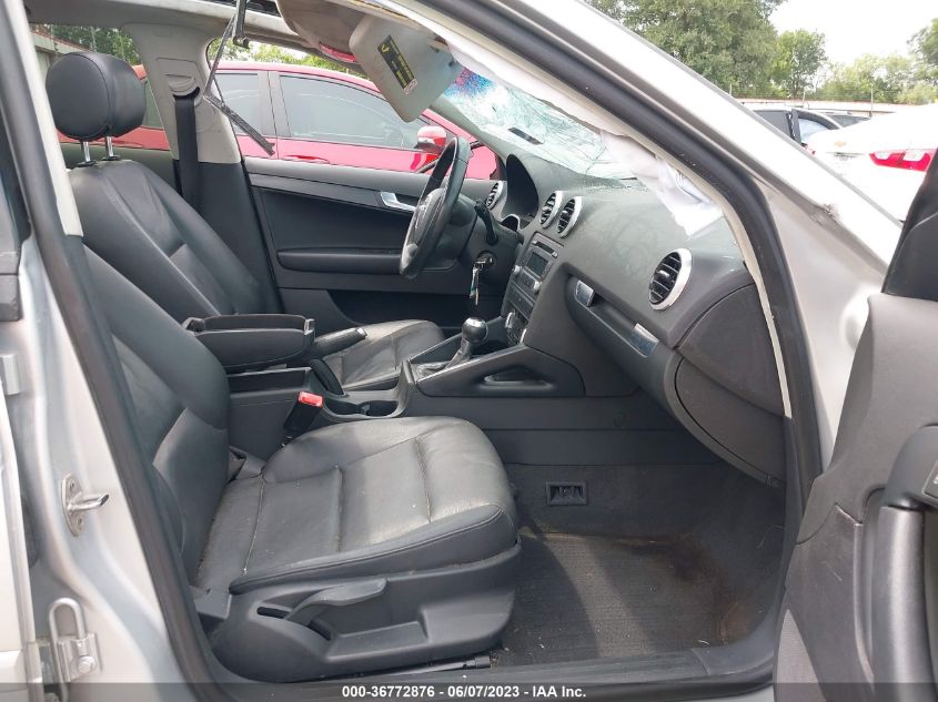 2013 AUDI A3 PREMIUM - WAUBEAFM4DA002034