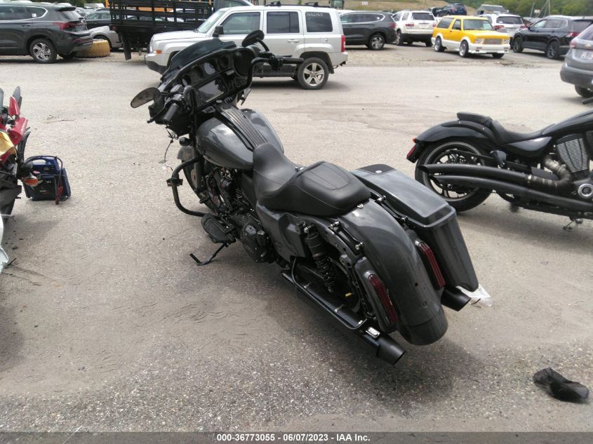 2018 HARLEY-DAVIDSON FLHXSE CVO STREET GLIDE 1HD1PXL14JB956356