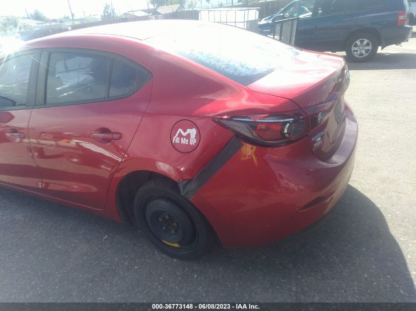 2018 MAZDA MAZDA3 4-DOOR SPORT 3MZBN1U74JM181235