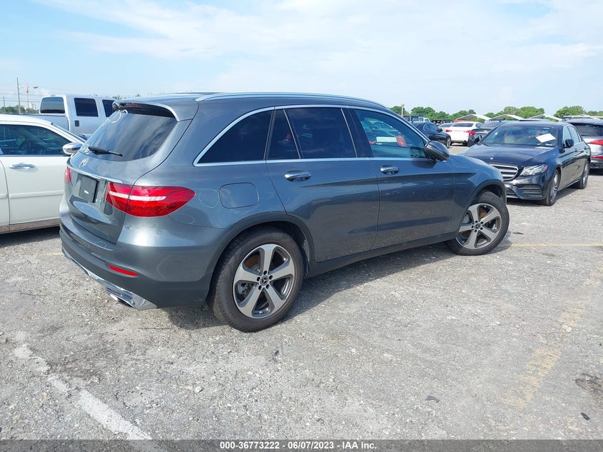 VIN WDC0G4JB2JV079625 2018 MERCEDES-BENZ GLC 300