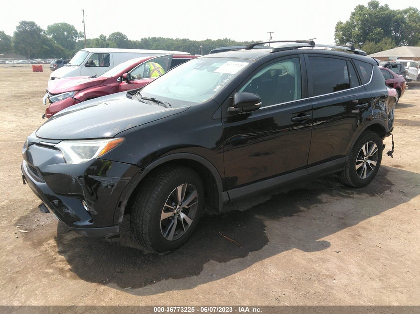 VIN 2T3RFREV4HW620145 2017 TOYOTA RAV4 XLE