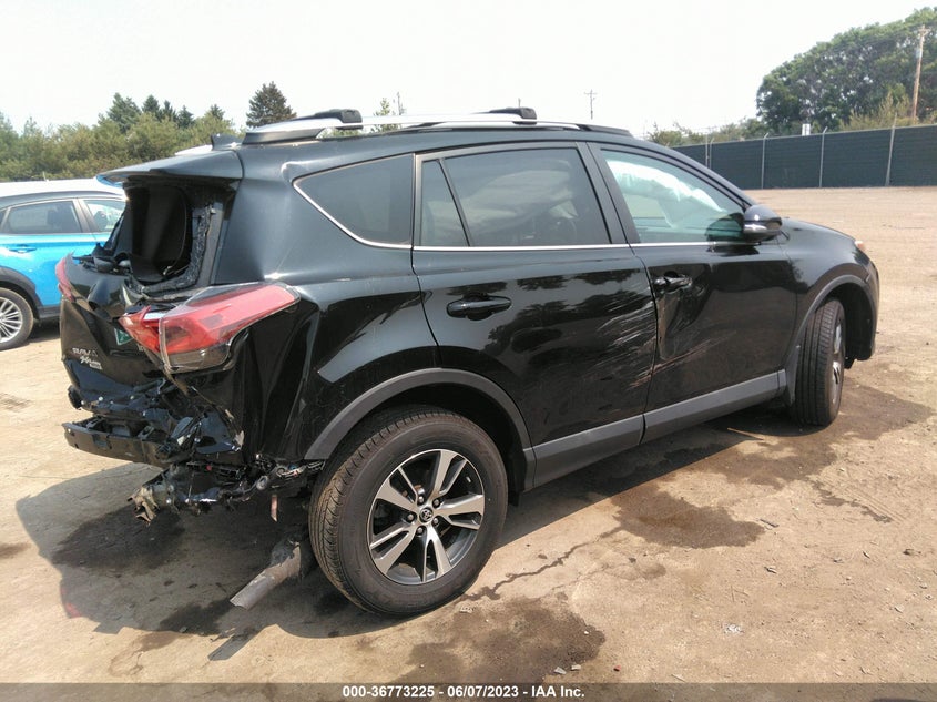 VIN 2T3RFREV4HW620145 2017 TOYOTA RAV4 XLE