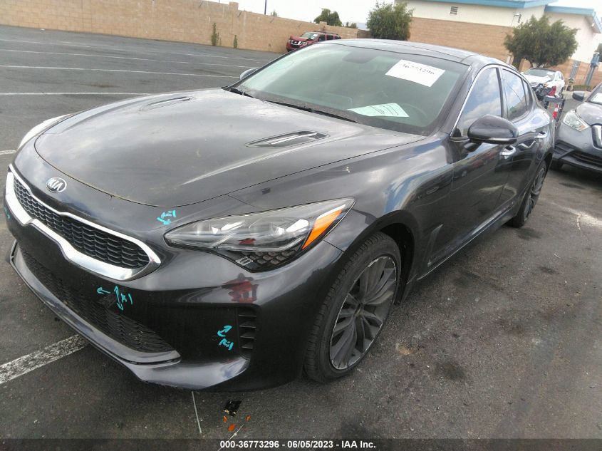 2019 KIA STINGER BASE - KNAE15LA8K6062330