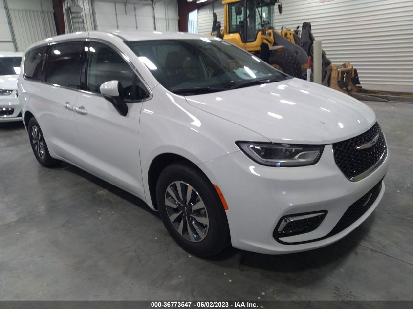 2023 CHRYSLER PACIFICA HYBRID TOURING L - 2C4RC1L74PR555904