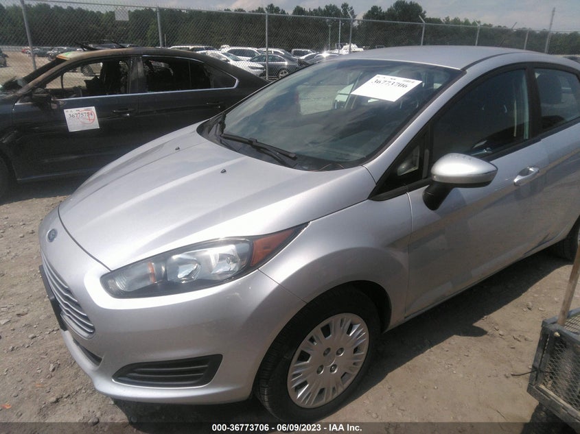 VIN 3FADP4AJ7JM126758 2018 FORD FIESTA S