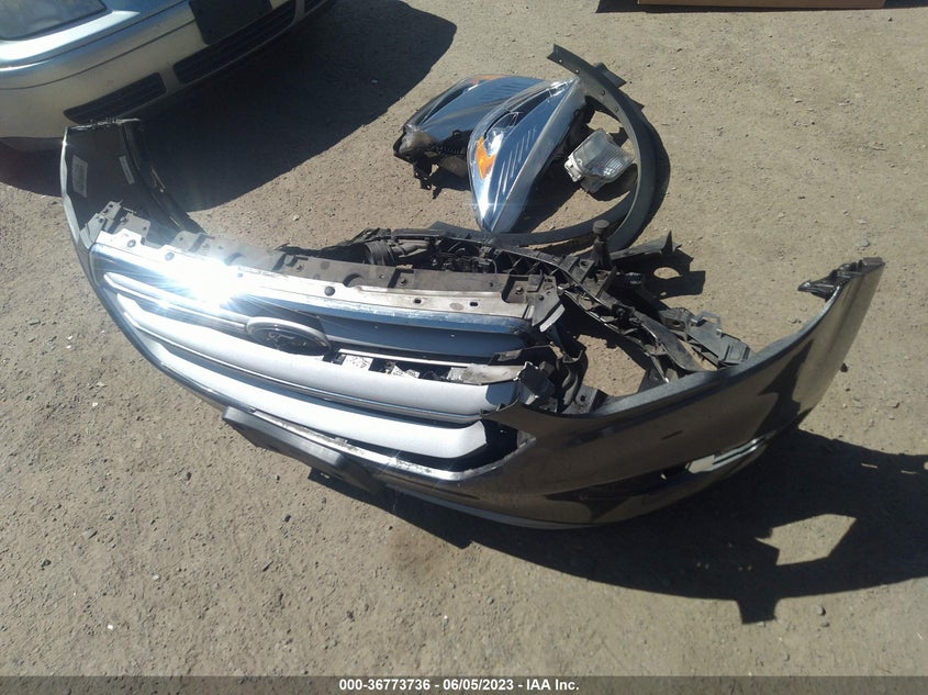 VIN 1FMCU9HD0KUB63381 2019 FORD ESCAPE SEL