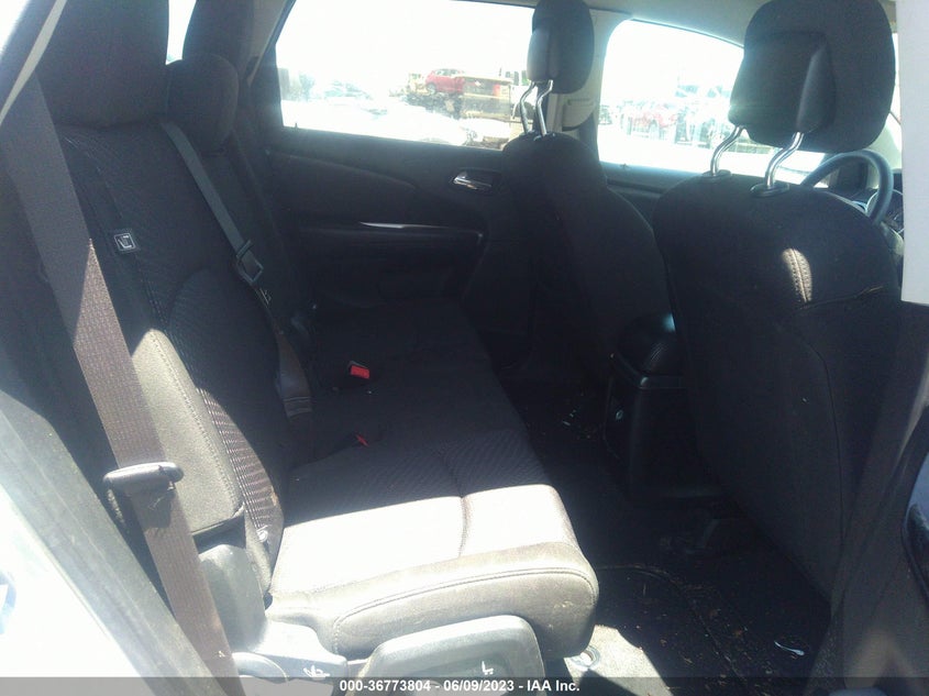 VIN 3C4PDCAB3KT789500 2019 DODGE JOURNEY SE