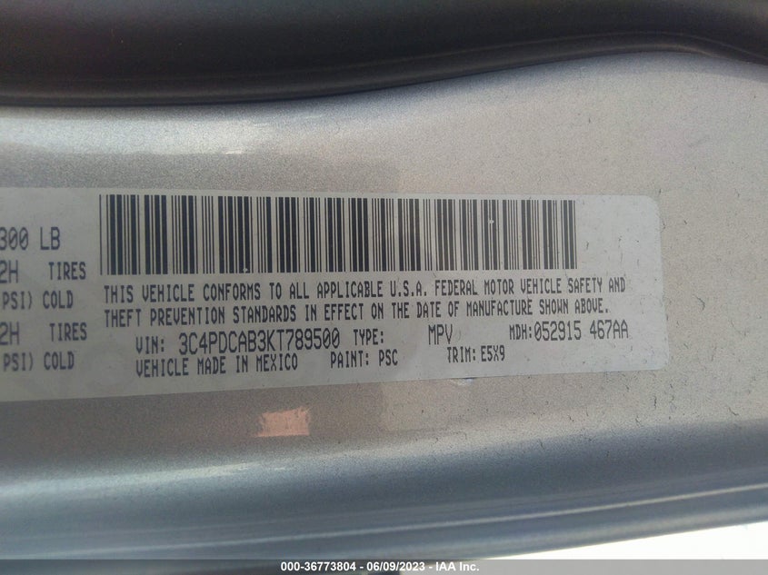 VIN 3C4PDCAB3KT789500 2019 DODGE JOURNEY SE