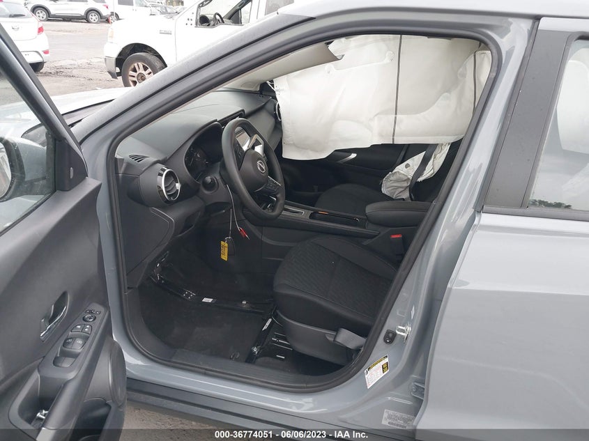 VIN 3N1CP5CV7PL494998 2023 NISSAN KICKS SV