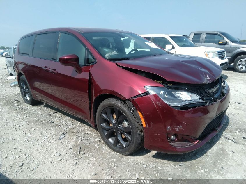 2018 CHRYSLER PACIFICA TOURING PLUS - 2C4RC1FG4JR361974