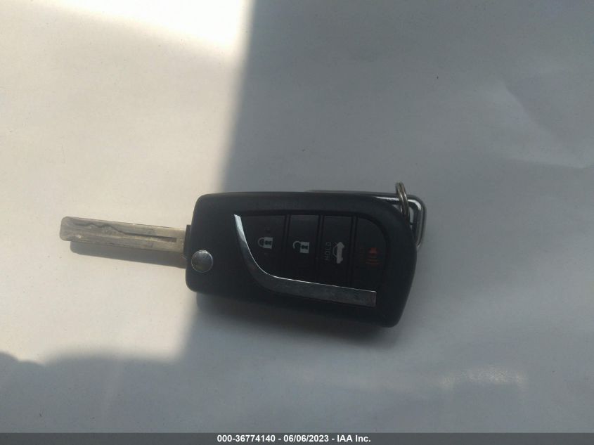 2020 TOYOTA COROLLA LE - 5YFEPRAEXLP074603