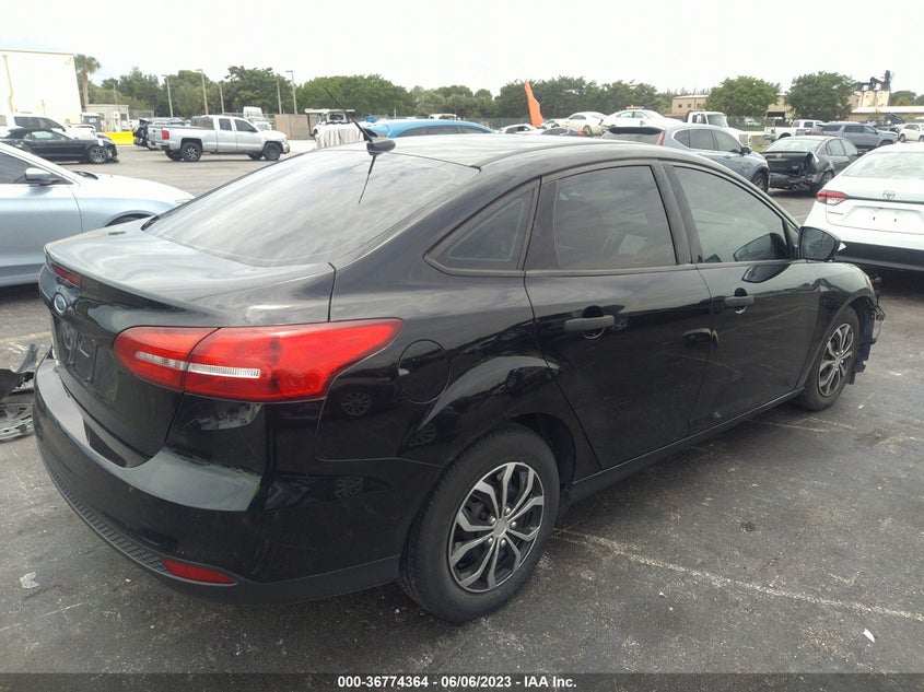 VIN 1FADP3E23JL201762 2018 FORD FOCUS S