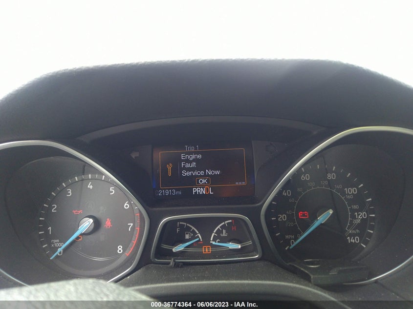 VIN 1FADP3E23JL201762 2018 FORD FOCUS S