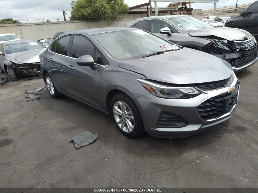 2019 CHEVROLET CRUZE LT - 1G1BE5SM1K7138639