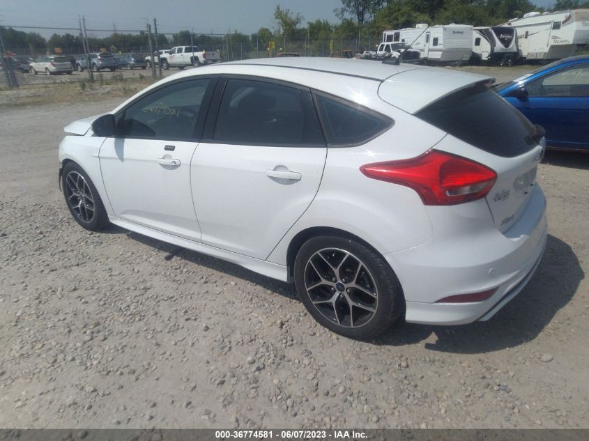 2016 FORD FOCUS SE - 1FADP3K21GL254179