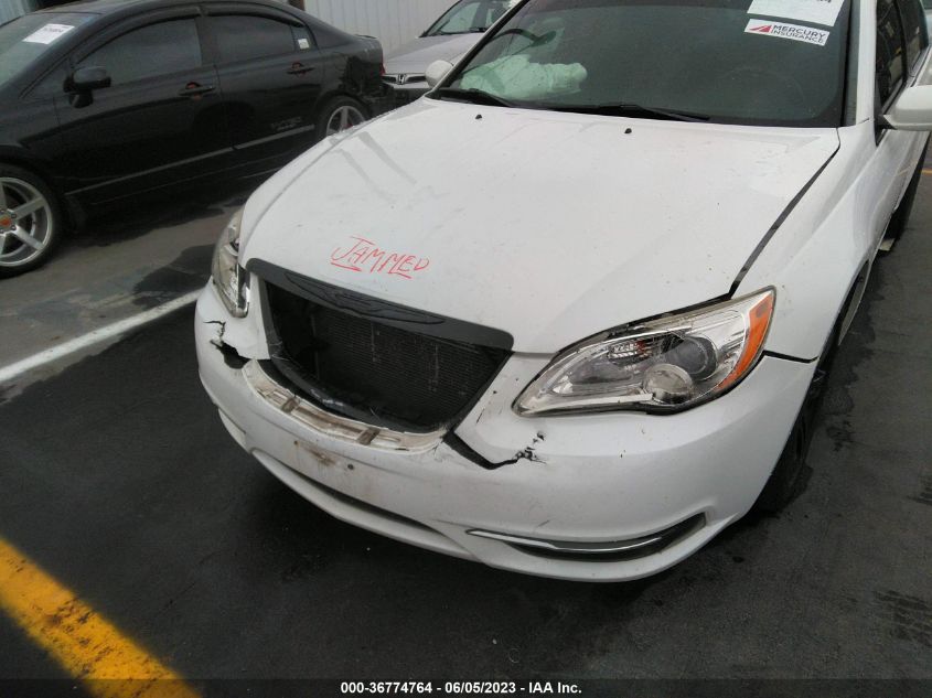 2013 CHRYSLER 200 TOURING - 1C3CCBBB8DN735093
