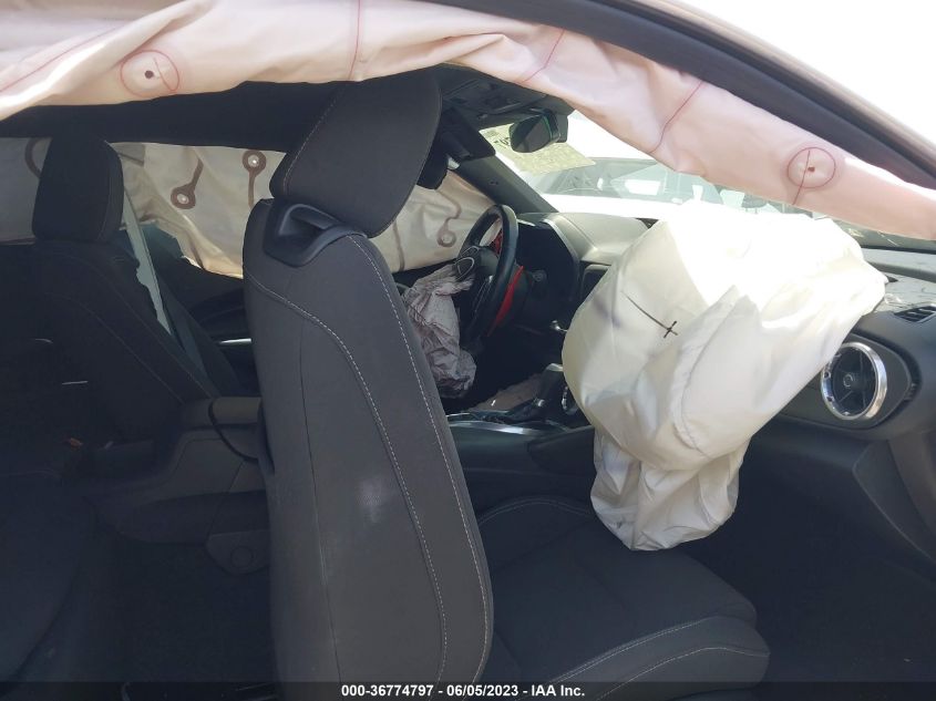 2016 CHEVROLET CAMARO LT - 1G1FB1RS4G0136391