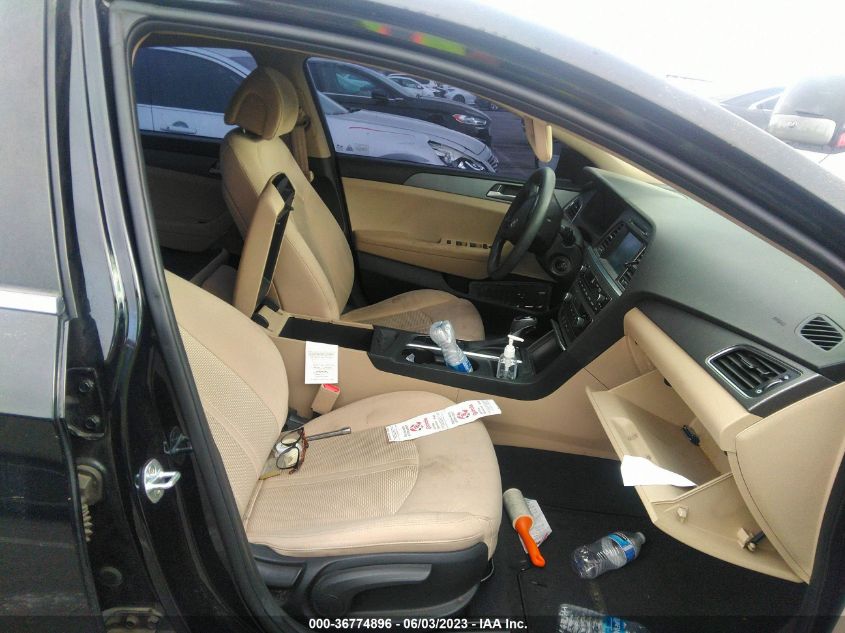 2017 HYUNDAI SONATA SE - 5NPE24AF3HH527992