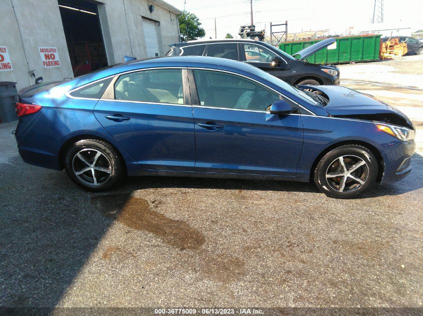 2016 HYUNDAI SONATA 2.4L SE - 5NPE24AF8GH327172