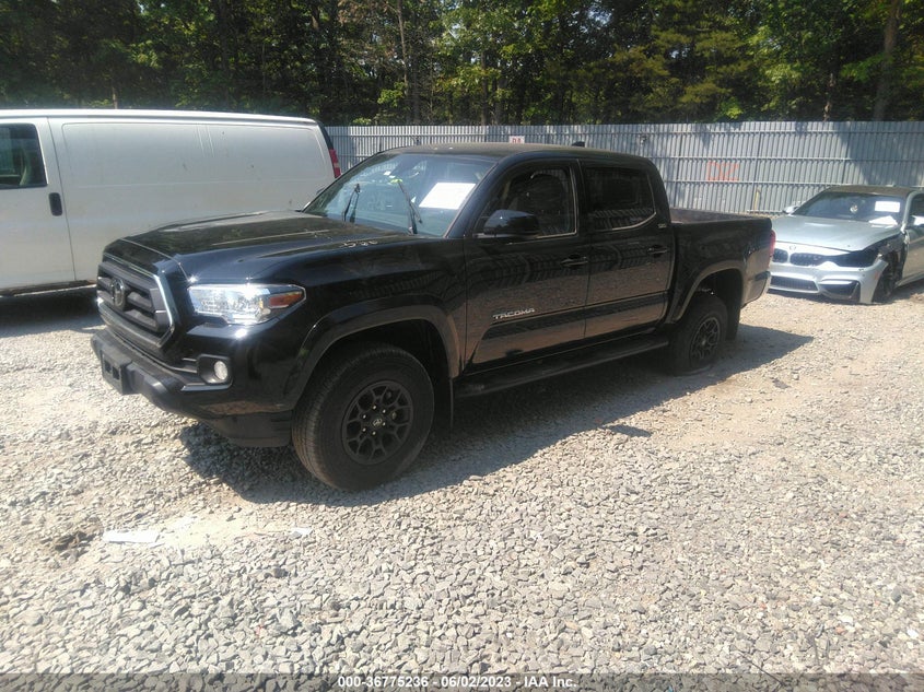 VIN 3TYCZ5AN4NT079689 2022 TOYOTA TACOMA 4WD SR5
