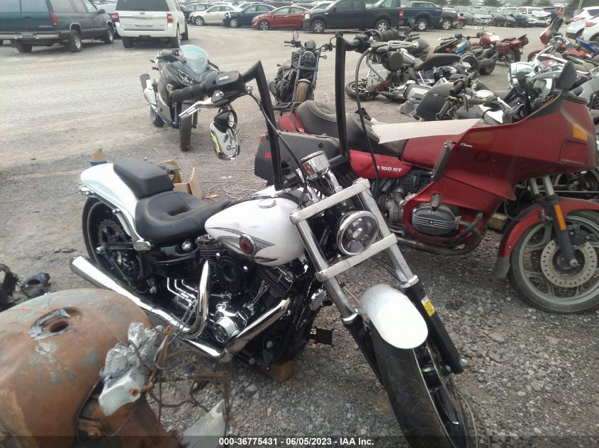 2016 HARLEY-DAVIDSON FXSB BREAKOUT - 1HD1BFV15GB016484