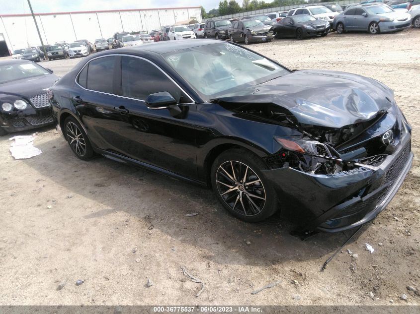 2021 TOYOTA CAMRY SE - 4T1T11AK2MU490404
