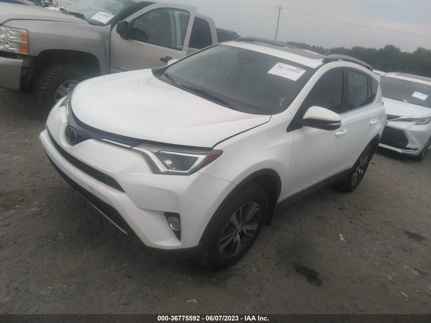 VIN 2T3WFREV1JW494190 2018 TOYOTA RAV4 ADVENTURE/XLE