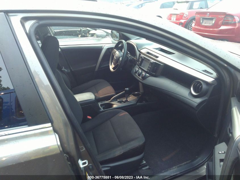 2015 TOYOTA RAV4 LE - JTMZFREV3FD062394