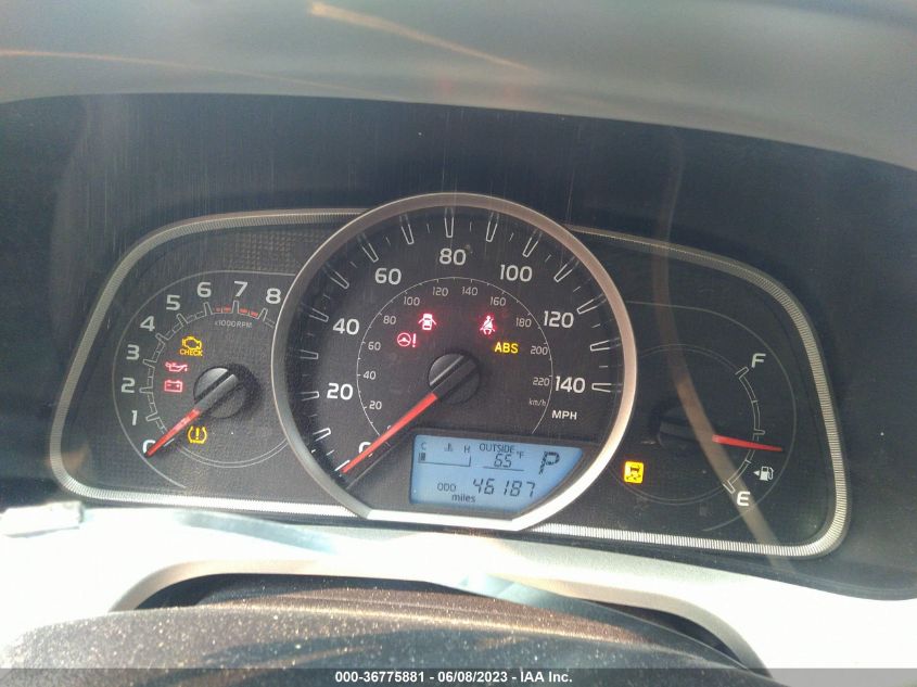 2015 TOYOTA RAV4 LE - JTMZFREV3FD062394