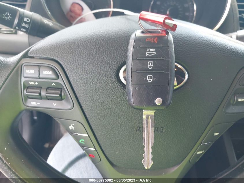 2015 KIA FORTE LX - KNAFX4A66F5428051