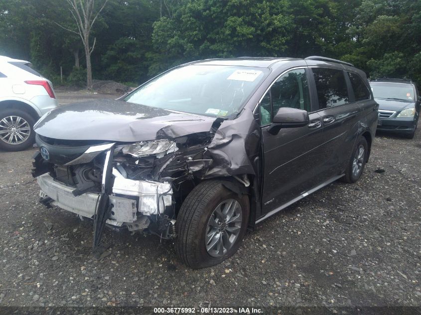 5TDYSKFC4MS039994 2021 TOYOTA SIENNA - Image 2