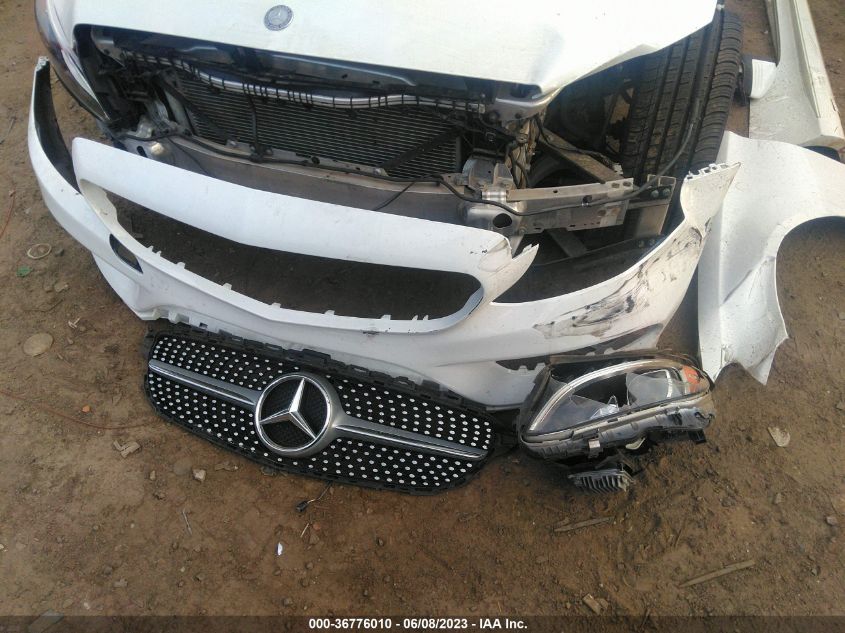 WDDWJ4KB8HF381835 2017 MERCEDES-BENZ C-CLASS, photo no. 12