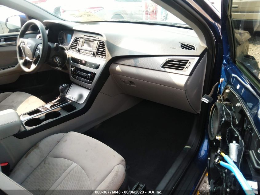 2015 HYUNDAI SONATA 2.4L SE - 5NPE24AF4FH252405